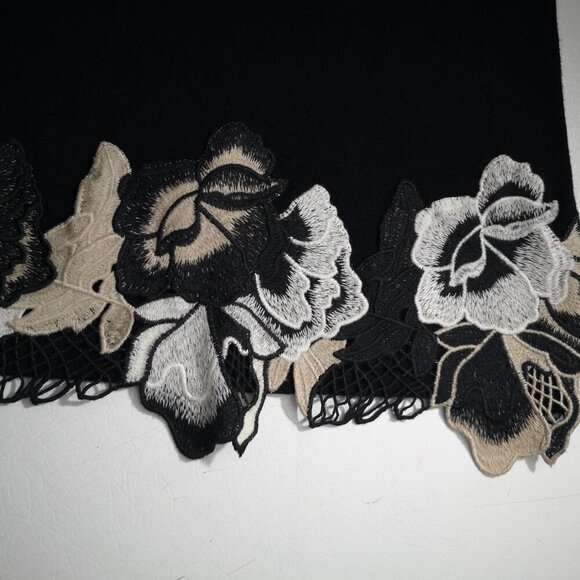 Alfani Ladies Size Medium Black with White & Tan Embroidery Lone Sleeve Sweater - Picture 7 of 10